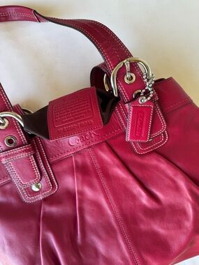 vintage Coach Soho red leather pleated shoulder bag
